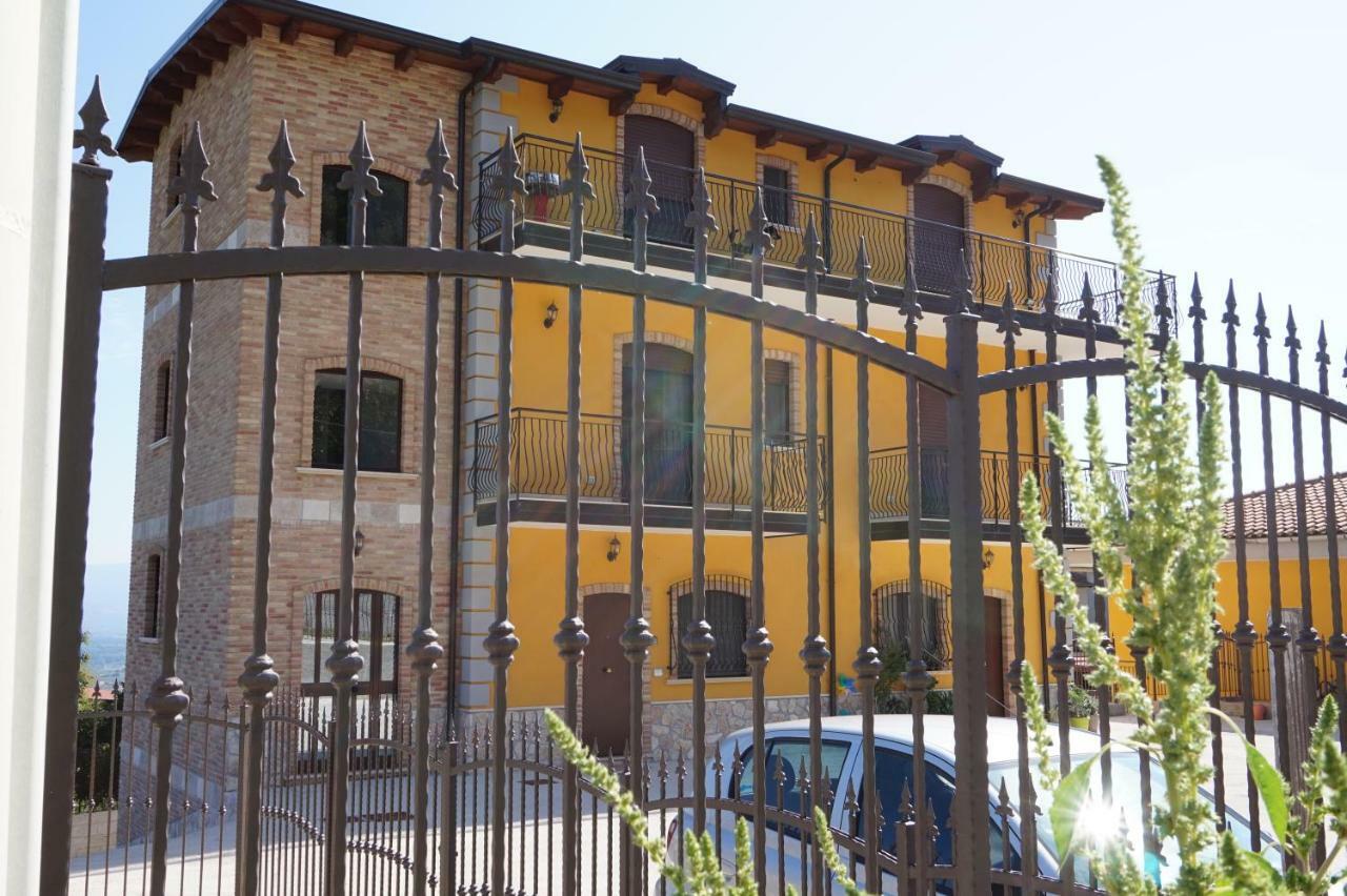 A Casa Di Laura B&B Apartments Campagna Buitenkant foto